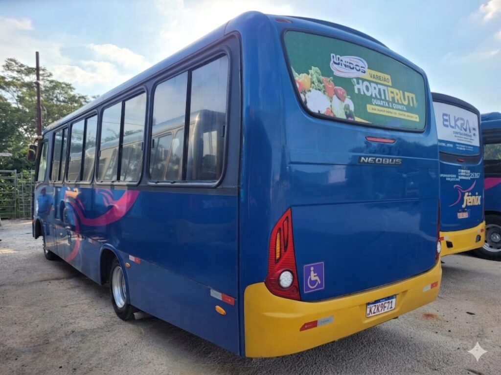 Mercedes Benz LO 916 – Neobus Thunder